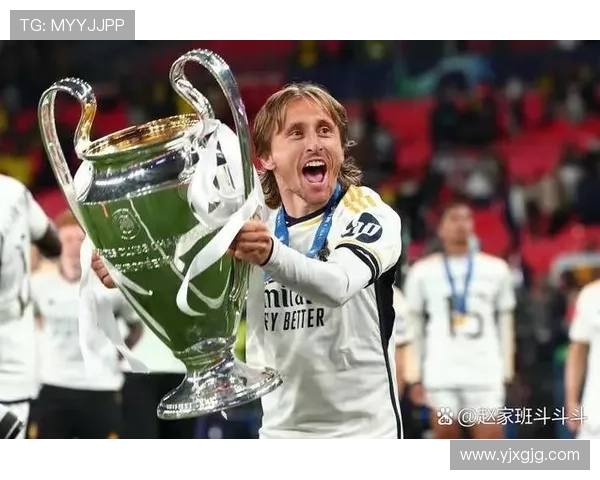 莫德里奇 vs 克罗斯：皇马中场双核如何分工